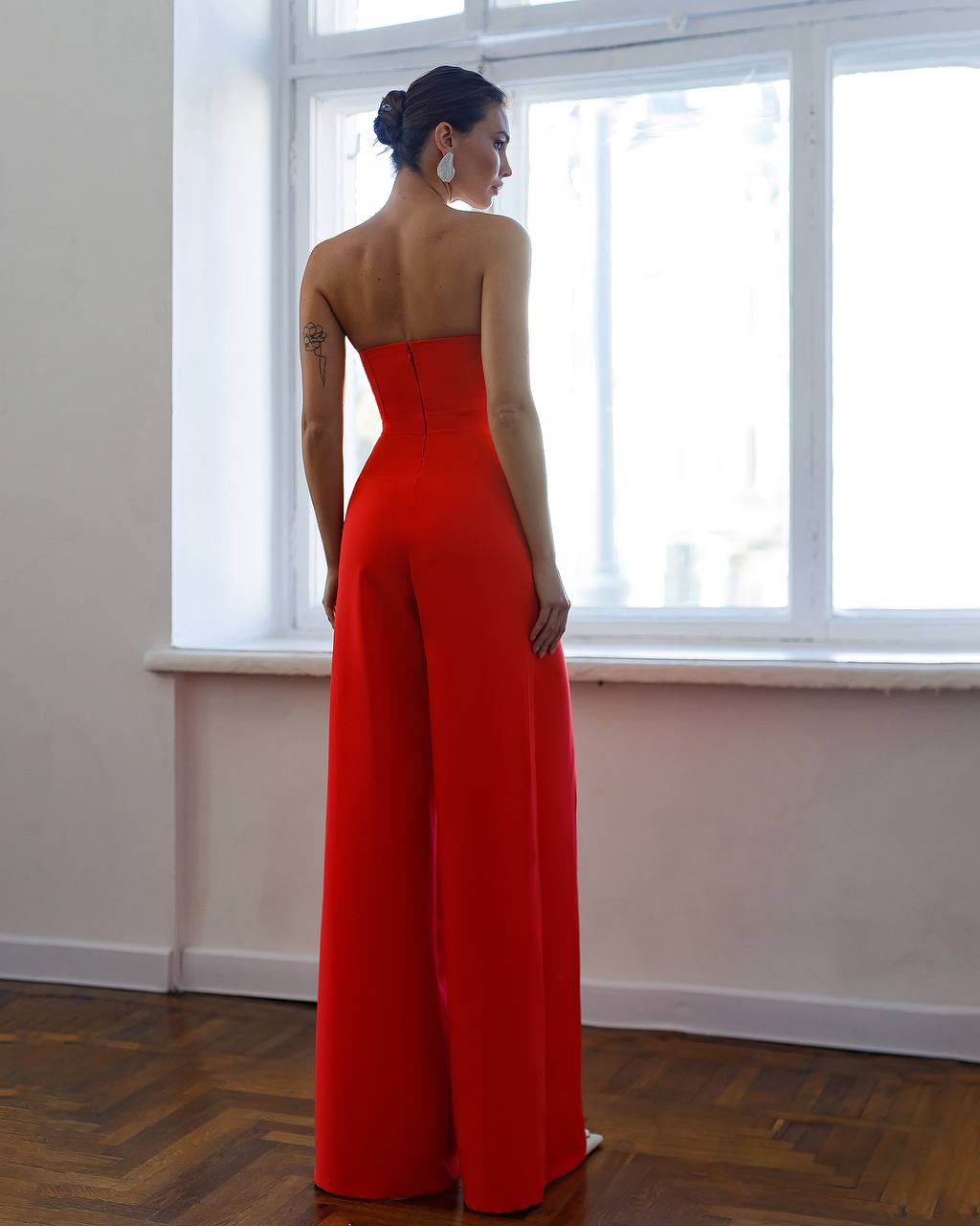 Jumpsuit with Deep Neckline and Slit 4323 - Image 6