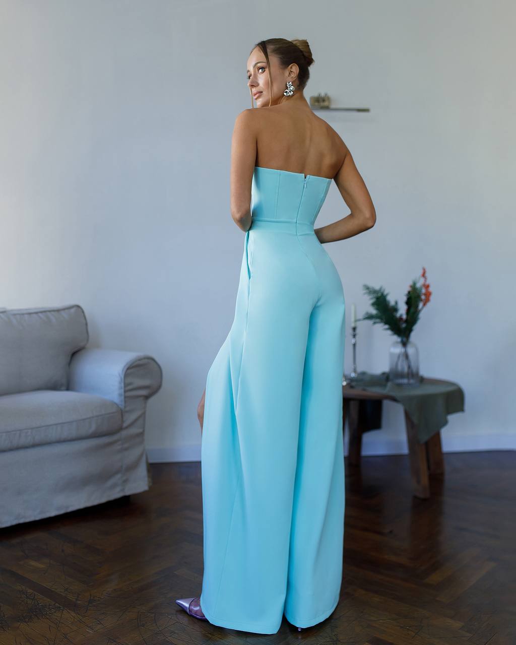 Jumpsuit with Deep Neckline and Slit 4323 - Image 15