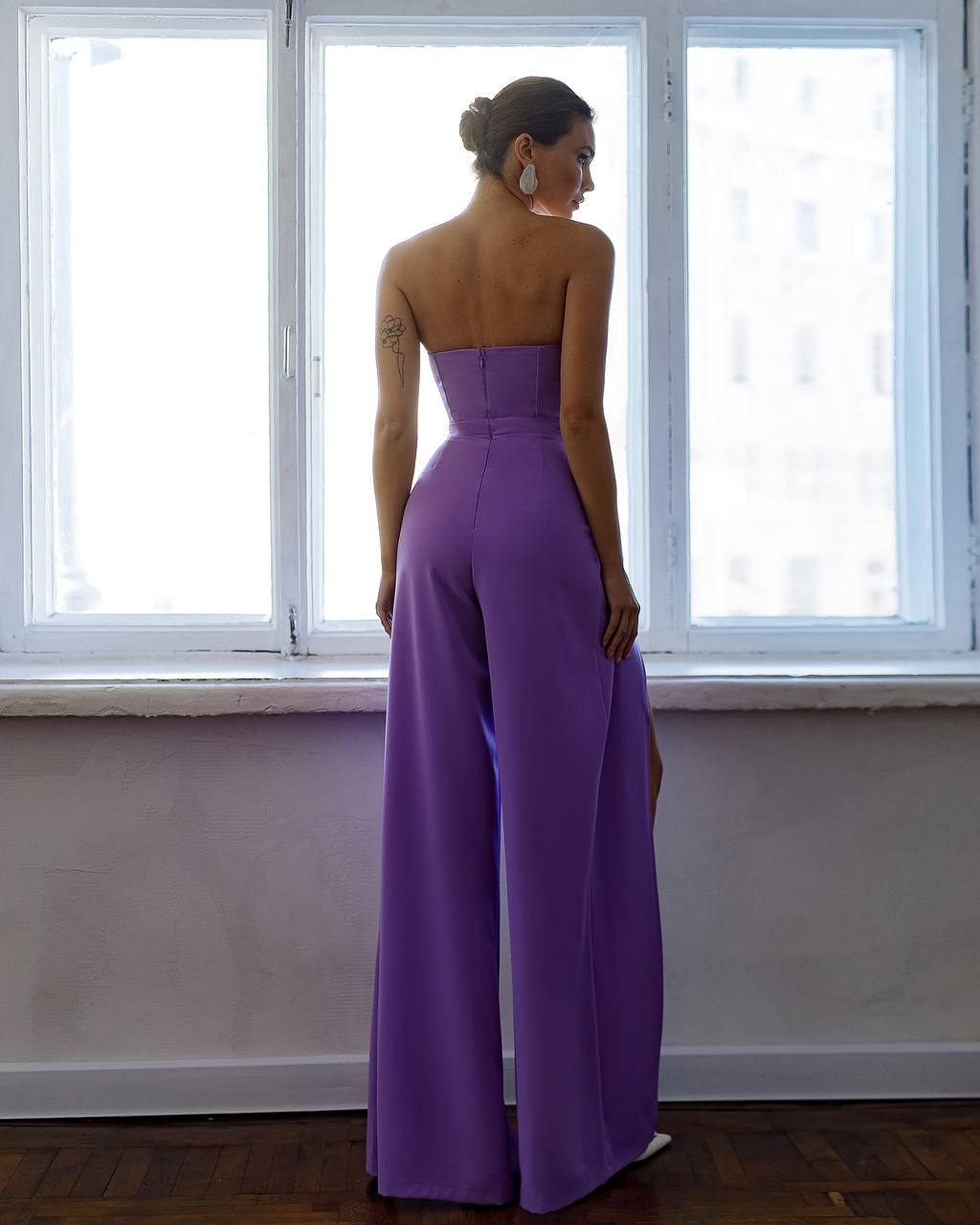 Jumpsuit with Deep Neckline and Slit 4323 - Image 33